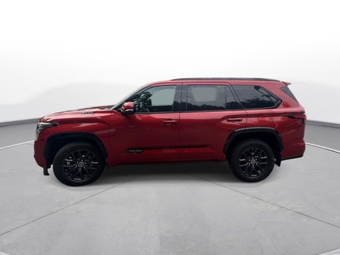 Used 2023 Toyota Sequoia Platinum AWD/4WD image 9