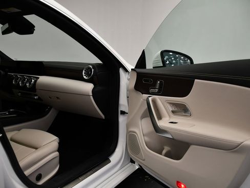 Used 2023 Mercedes-Benz CLA 250 CLA 250 image 46