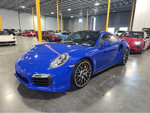 Used 2014 Porsche 911 Turbo S AWD/4WD image 3
