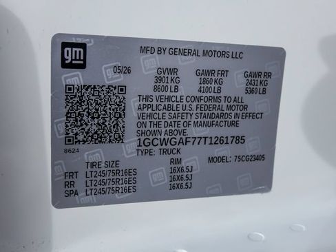 New 2026 Chevrolet Express 2500 w/ Communications Package RWD image 25