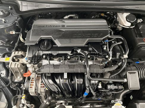 Used 2023 Hyundai Elantra SEL w/ Convenience Package FWD image 25