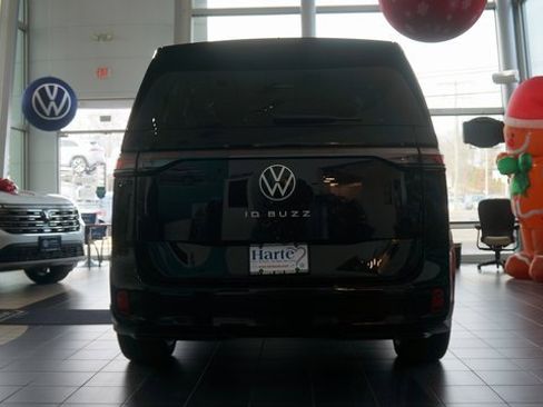 New 2025 Volkswagen ID. Buzz Pro S image 5