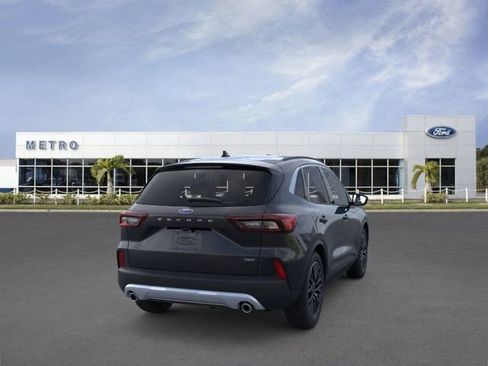 New 2025 Ford Escape SE image 8