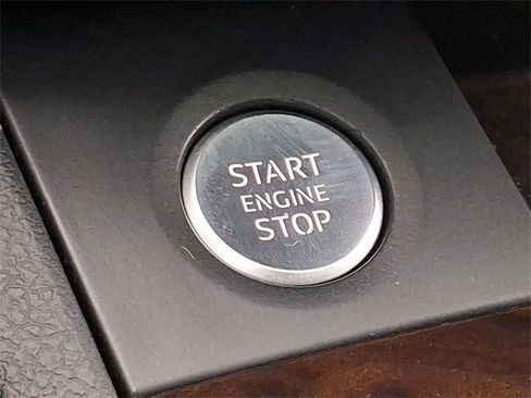 Used 2018 Audi Q5 2.0T Premium Plus w/ Premium Plus Package image 26