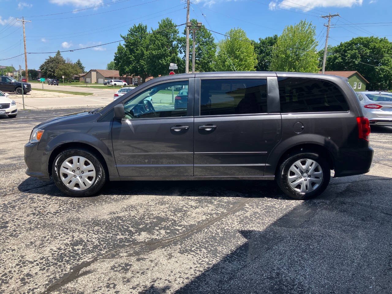 Used 2017 Dodge Grand Caravan SE w/ Power Window Group FWD image 5