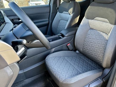 New 2026 Nissan Kicks SV image 28