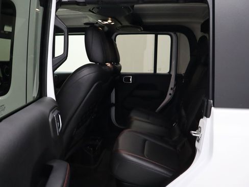 Used 2022 Jeep Gladiator Rubicon w/ Trailer Tow Package image 26