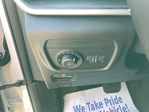 New 2025 Jeep Grand Cherokee Limited image 31