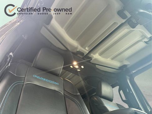 Used 2022 Jeep Wrangler Unlimited Rubicon 4xe w/ Cold Weather Group AWD/4WD image 17