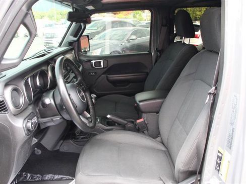 Used 2021 Jeep Wrangler Unlimited Sport AWD/4WD image 12