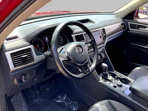 Used 2018 Volkswagen Atlas SEL AWD/4WD image 17