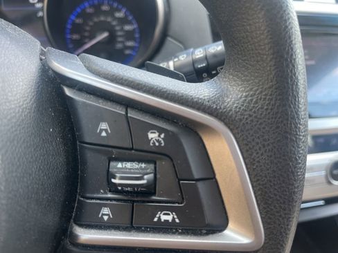 Used 2019 Subaru Outback 2.5i AWD/4WD image 14