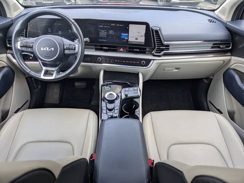 Used 2025 Kia Sportage EX AWD/4WD image 15