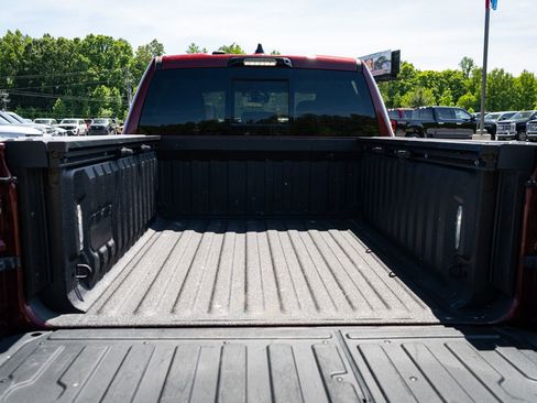 Used 2025 RAM 1500 Limited AWD/4WD image 9
