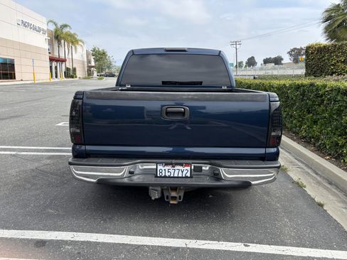 Used 2007 Chevrolet Silverado 1500 LT w/ Onstar Plus Package image 6