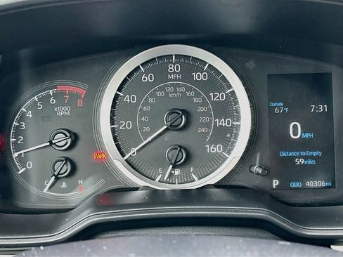 Used 2022 Toyota Corolla LE FWD image 12