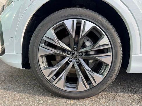 New 2026 Audi Q8 Premium Plus image 8
