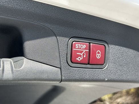 Certified 2022 Mercedes-Benz GLE 350 image 22