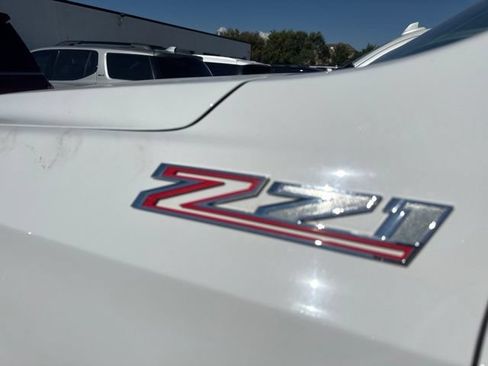 Used 2021 Chevrolet Suburban Z71 w/ Rear Media and Nav Package AWD/4WD image 8