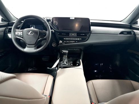 New 2025 Lexus ES 350 w/ Premium Package image 6