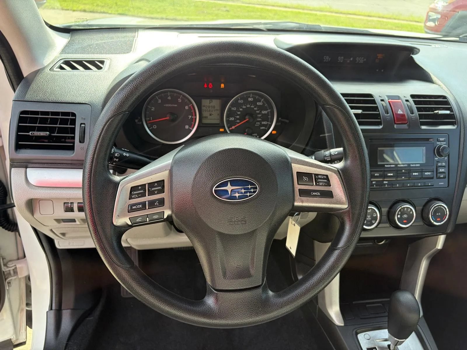 Used 2014 Subaru Forester 2.5i AWD/4WD image 13