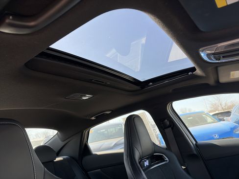 Used 2025 Hyundai Elantra N image 14