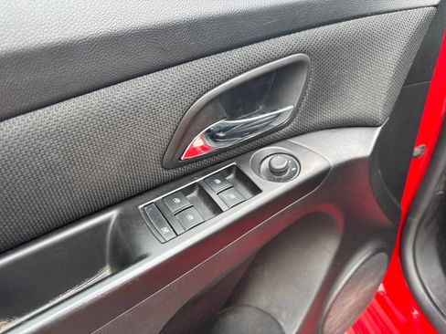 Used 2014 Chevrolet Cruze LTZ w/ RS Package FWD image 12