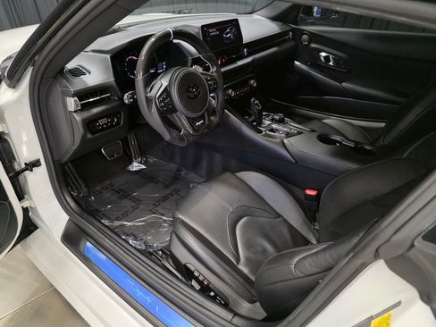 Used 2020 Toyota Supra Premium w/ Driver Assist Package image 20