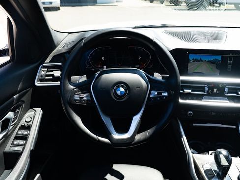 Used 2020 BMW 330i Sedan w/ Convenience Package RWD image 11