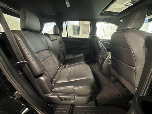 Used 2023 Honda Passport EX-L image 25