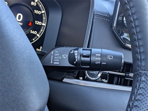 Used 2024 Mitsubishi Outlander FWD image 30