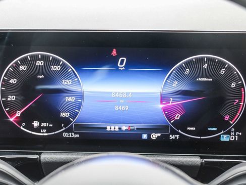 Certified 2025 Mercedes-Benz GLA 250 image 22