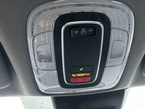 Used 2024 Hyundai Elantra SEL image 37