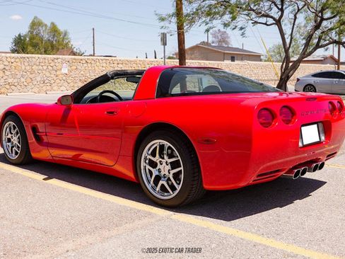 Used 1999 Chevrolet Corvette Coupe w/ Memory Pkg image 6