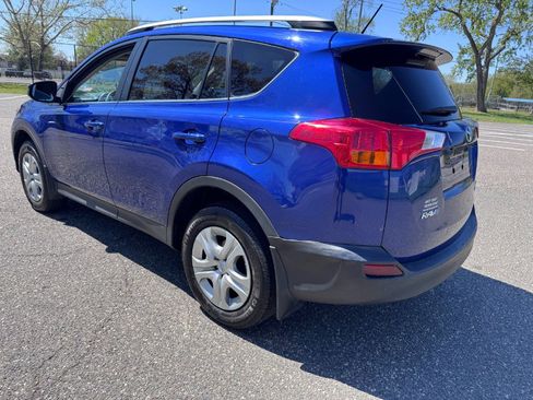 Used 2014 Toyota RAV4 LE image 5