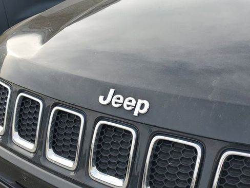 Used 2020 Jeep Compass Latitude image 5