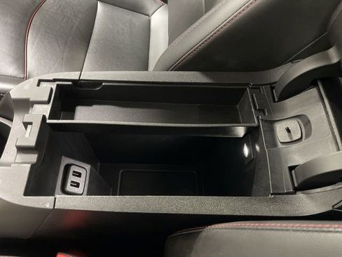 Used 2022 Chevrolet Equinox RS w/ RS Leather Package image 21