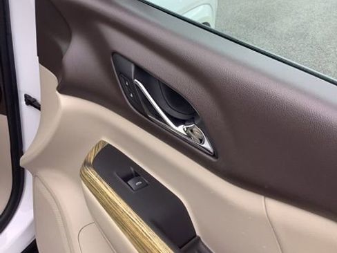 Used 2018 GMC Acadia Denali w/ Technology Package image 24