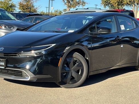 New 2026 Toyota Prius SE image 34