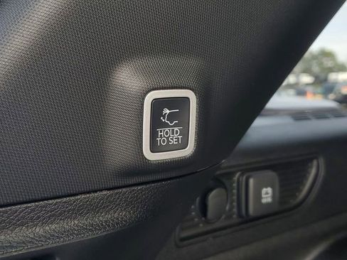 New 2025 Jeep Grand Cherokee Limited image 11