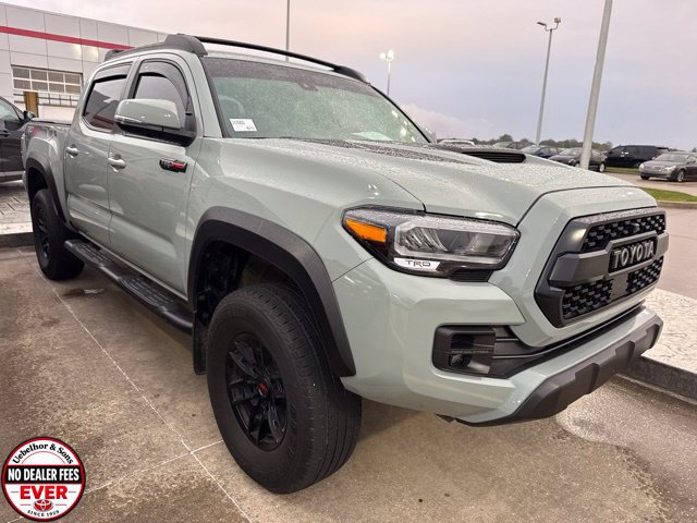 Used 2021 Toyota Tacoma TRD Pro AWD/4WD image 12