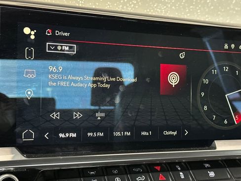 Used 2024 GMC Sierra 1500 SLT image 19