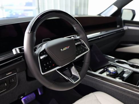 Used 2026 Cadillac Escalade V image 22