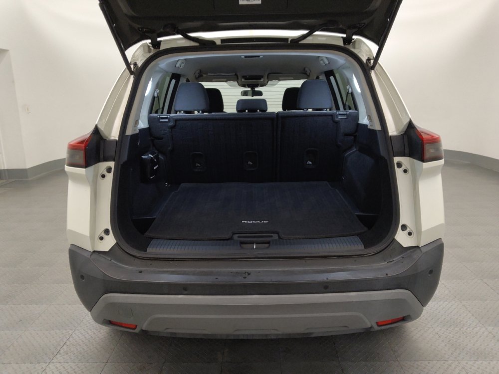 Used 2021 Nissan Rogue SV FWD image 29