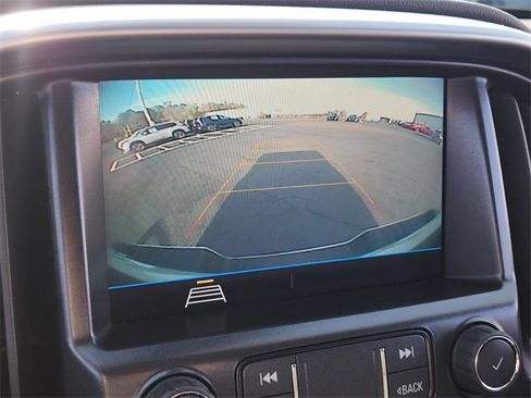 Used 2022 Chevrolet Colorado LT w/ Fleet Safety Package image 20