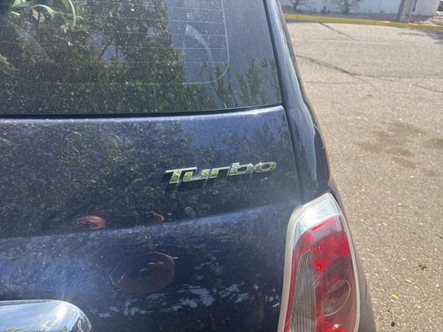 Used 2019 FIAT 500 Lounge FWD image 3