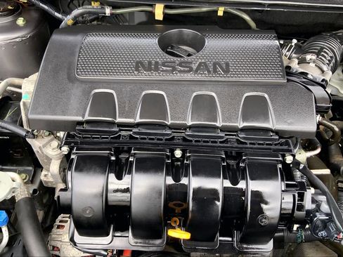Used 2015 Nissan Sentra S FWD image 32