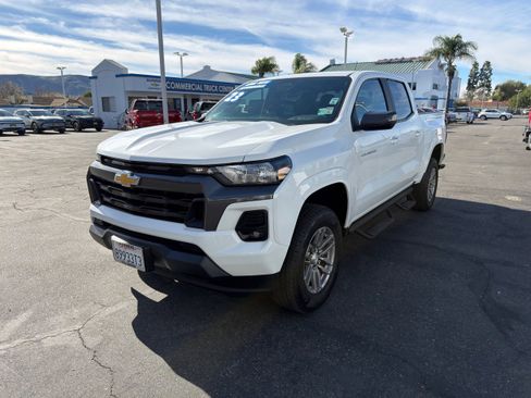 Used 2023 Chevrolet Colorado LT w/ LT Convenience Package image 4