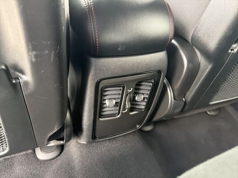Used 2023 Dodge Durango GT AWD/4WD image 14
