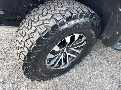 Used 2019 Ford F150 Raptor w/ Equipment Group 802A Luxury image 40